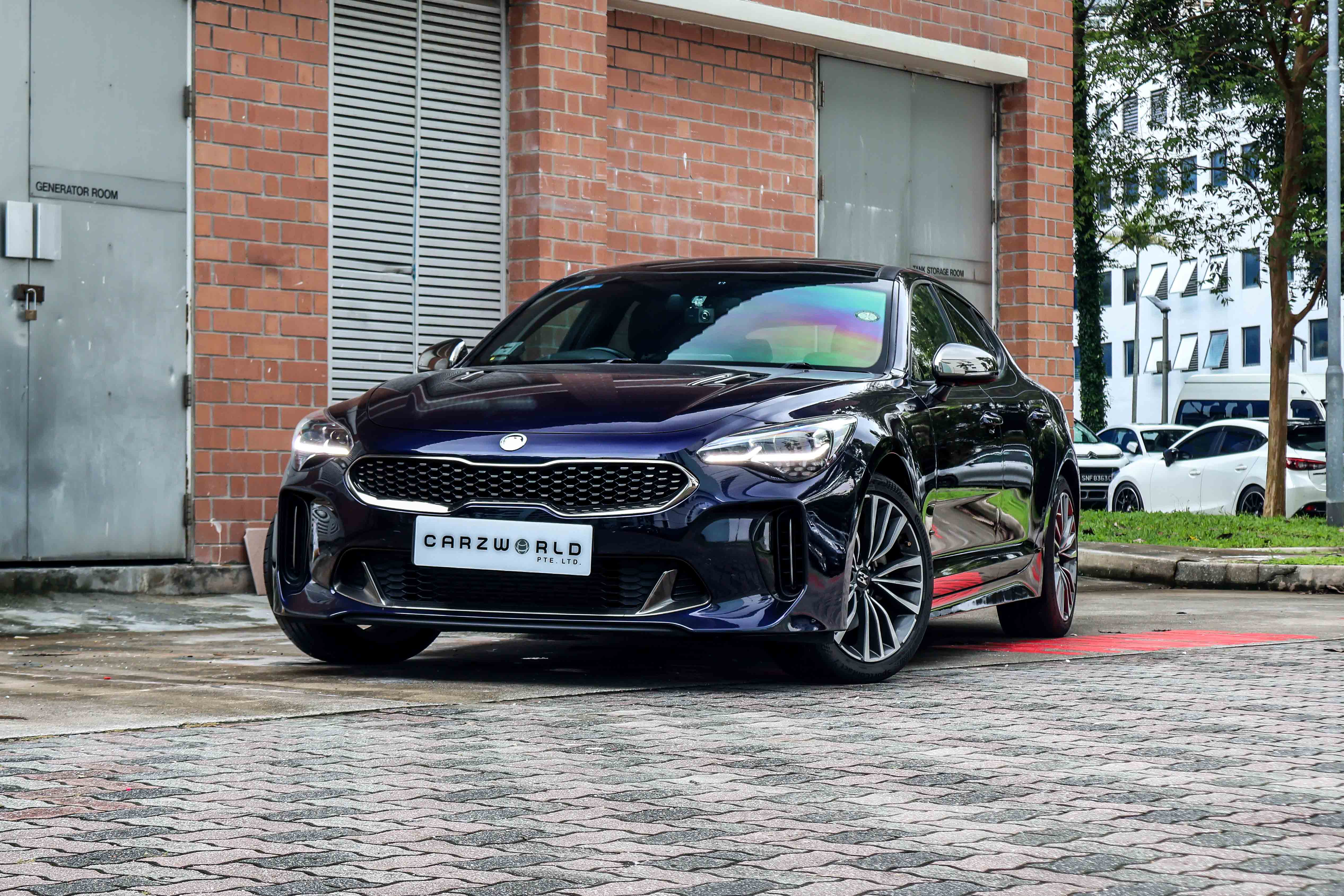 Elegant Kia Stinger Panoramic Sunroof Photosnull