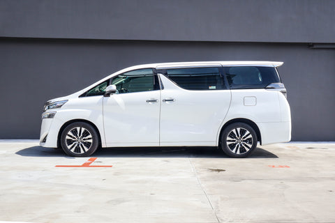 Toyota Vellfire 2.5A Elegance Moonroof