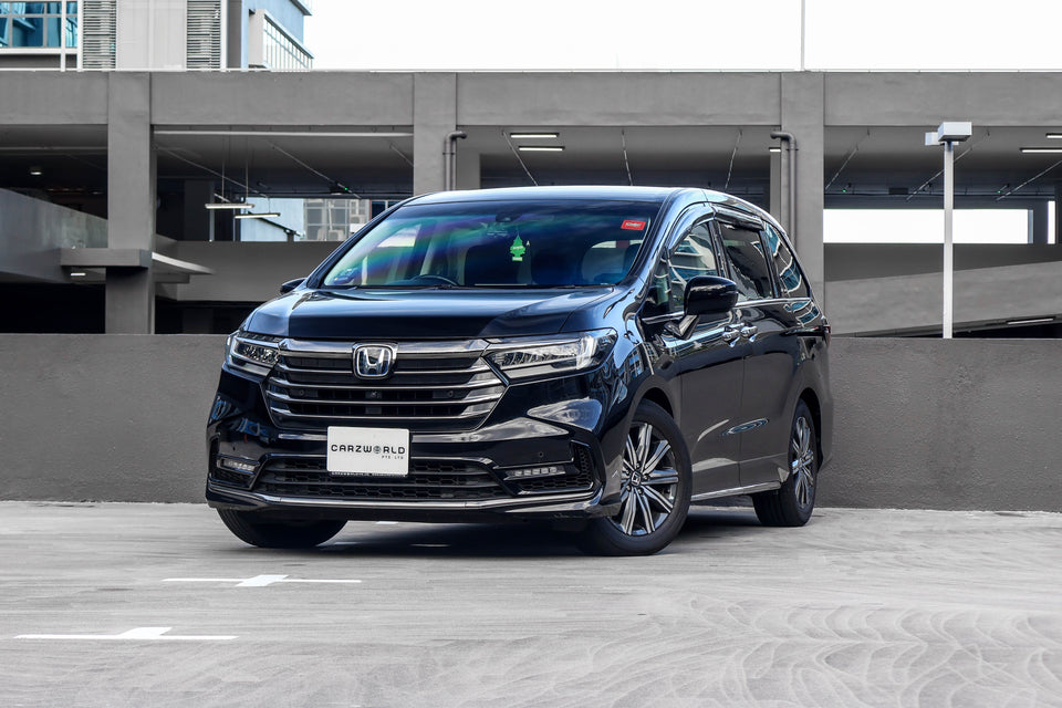 Honda Odyssey Hybrid e-HEV Absolute 8-Seater CarZ World