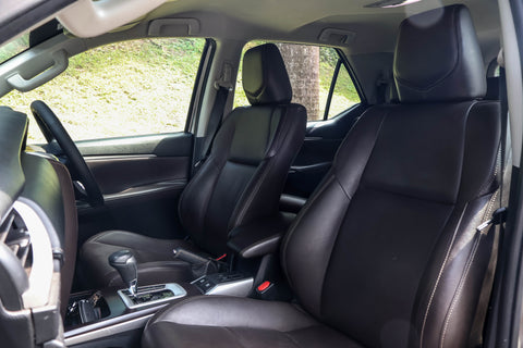 Toyota Fortuner 2.7A