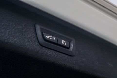 BMW X3 sDrive20i M-Sport Sunroof