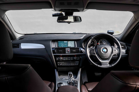 (RENT) BMW X4 xDrive35i Sunroof