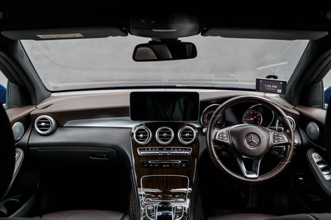 (LEASE) MERCEDES BENZ GLC250 4MATIC (R18 LED)