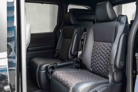 Toyota Voxy Hybrid 1.8A SZ