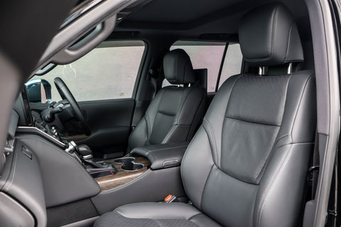 Toyota Land Cruiser 3.5A 300 ZX 7-Seater