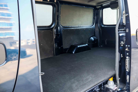 Nissan NV350 Caravan 2.0A DX