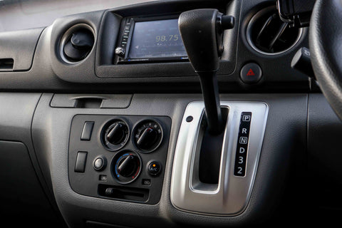Nissan NV350 Caravan 2.0A DX