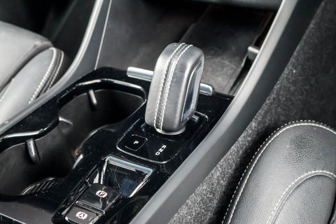 Volvo XC40 T5 R-Design Sunroof