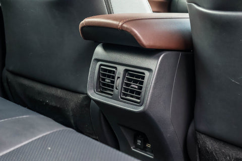 Toyota Harrier Hybrid 2.5A Luxury Sunroof