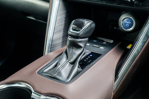 Toyota Harrier Hybrid 2.5A Luxury Sunroof