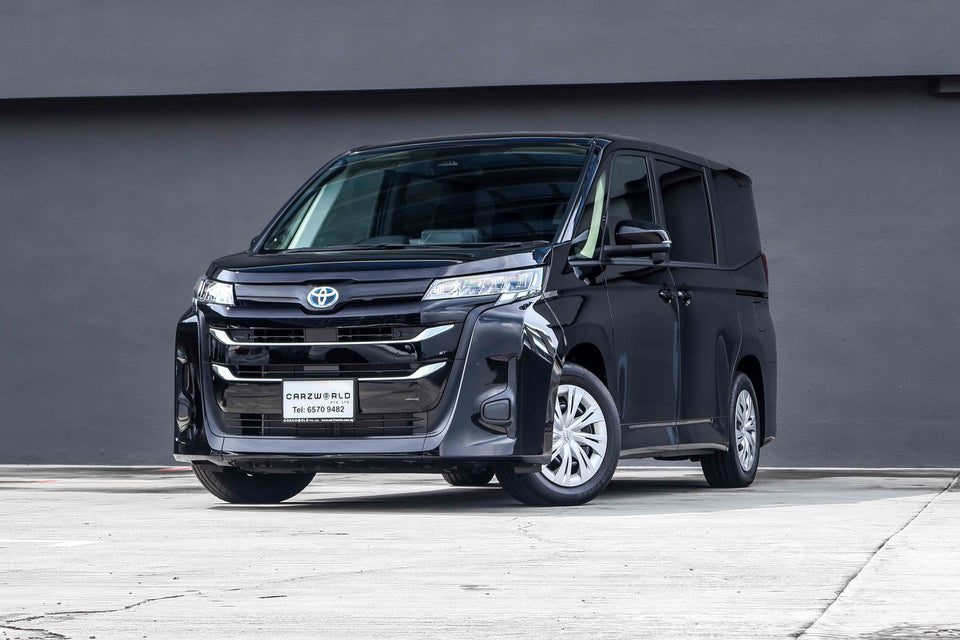 NEW Toyota Noah Hybrid 1.8X | CarZ World Singapore - CarZ