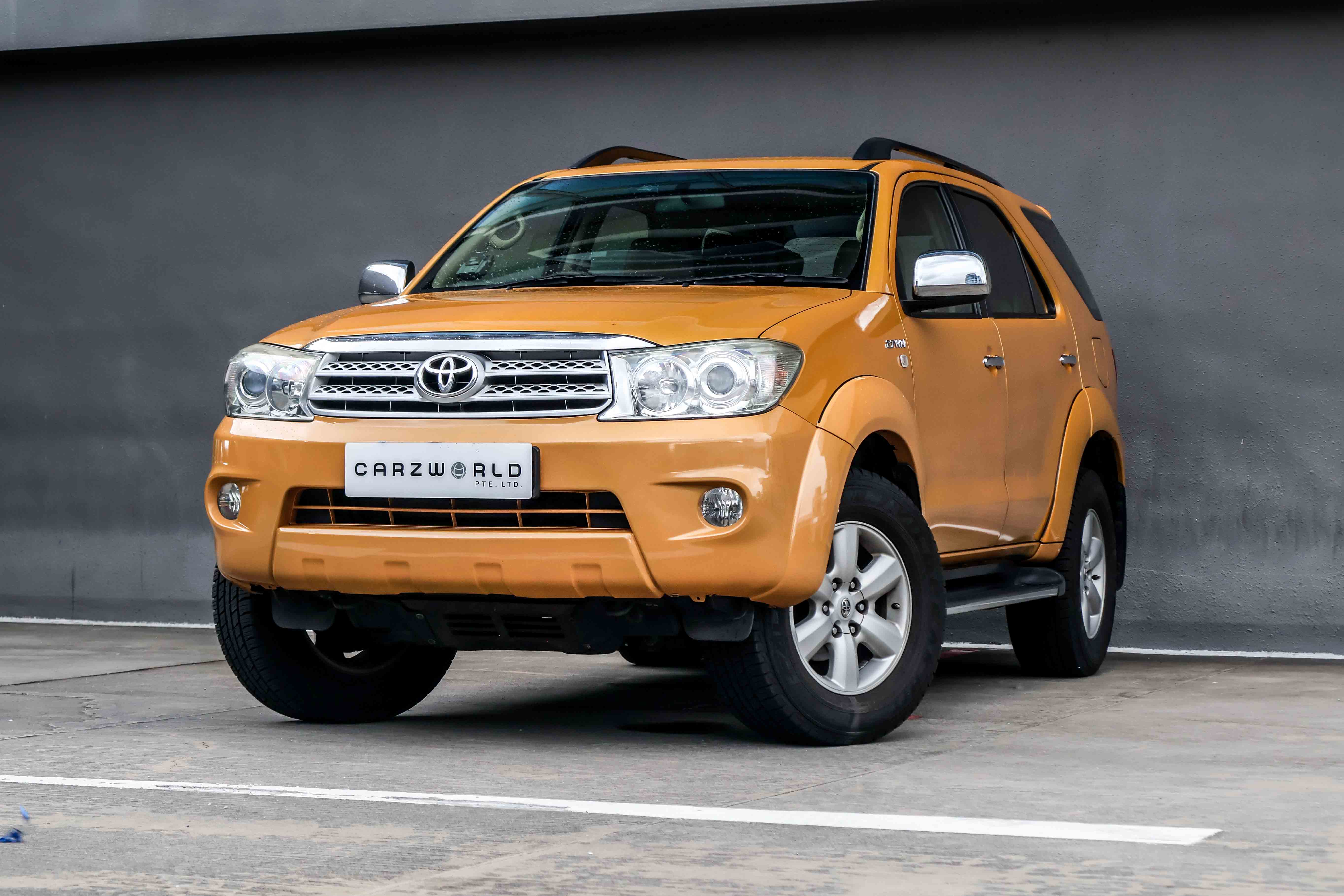 2009 USED TOYOTA FORTUNER 2.7 2WD AUTO FL MR0ZX69G000021342