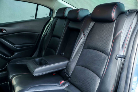 (RENT) MAZDA3 4-DOOR SEDAN 1.5L SP.6EAT