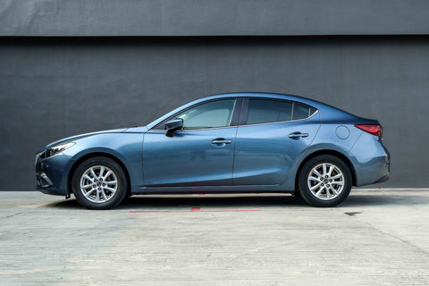(RENT) MAZDA3 4-DOOR SEDAN 1.5L SP.6EAT