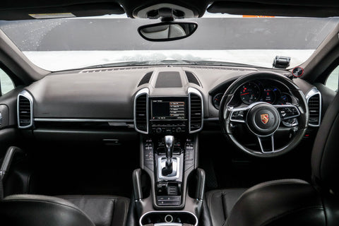 Car interior of a used Porsche cayenne diesel singapore