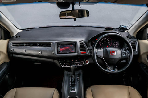 car interior 2016 HONDA VEZEL 1.5X pre-owned for sale singapore