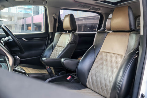 (RENT) TOYOTA VELLFIRE 2.5 Z TWIN MOONROOF