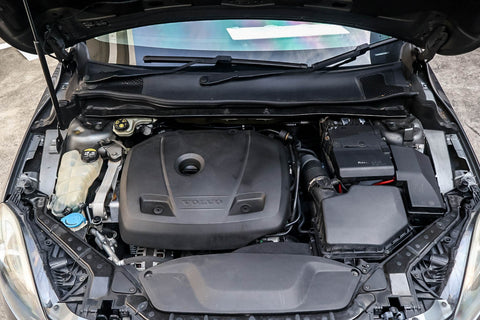 2015 USED VOLVO V40 T2 (A) YV1MV28H0G2327255 SNT5268R