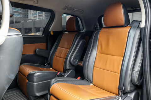 (RENT) TOYOTA  ESTIMA AERAS 2.4 A 7 Seater