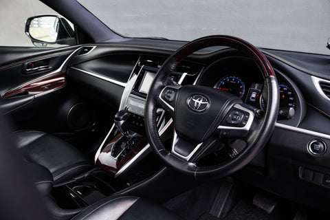 (LEASE) Toyota Harrier Premium 2.0 CVT