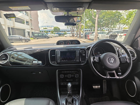 interior - sell used car Volkswagen Beetle Cabriolet 1.2A TSI singapore