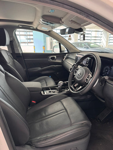 KIA	SORENTO 2.2(A) SX TECH PACK DIESEL S/R