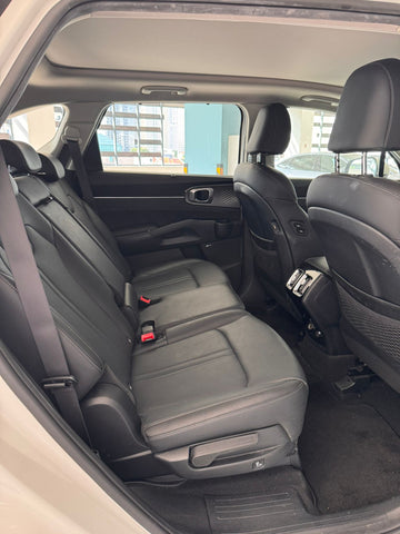 KIA	SORENTO 2.2(A) SX TECH PACK DIESEL S/R