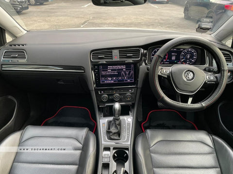 Volkswagen Golf 1.4A TSI Highline Sunroof