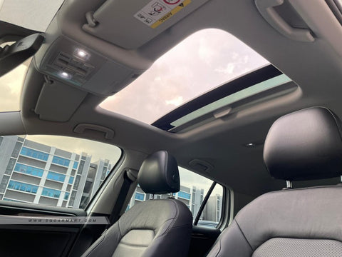 Volkswagen Golf 1.4A TSI Highline Sunroof