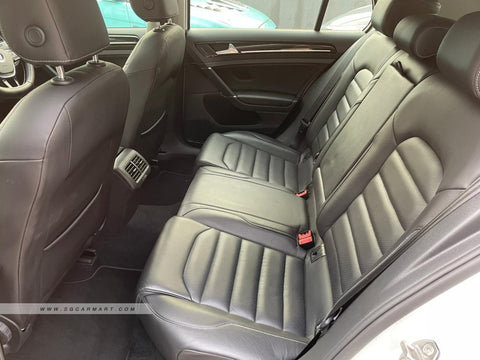 Volkswagen Golf 1.4A TSI Highline Sunroof
