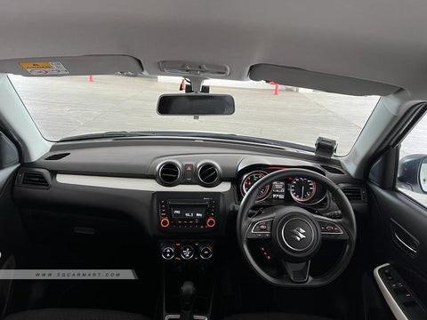 Suzuki Swift 1.0A Turbo GLX