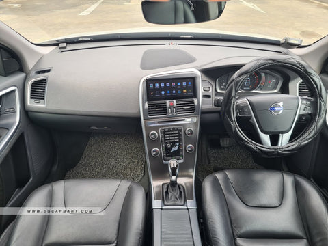 Volvo XC60 T5 2.0A