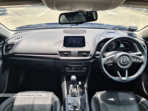 USED Mazda 3 1.5A Deluxe Sunroof LED EU6