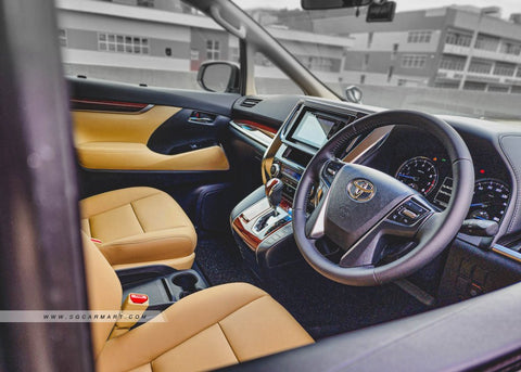 Toyota Alphard 2.5A X 8-Seater