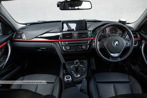 BMW 3 Series 318i