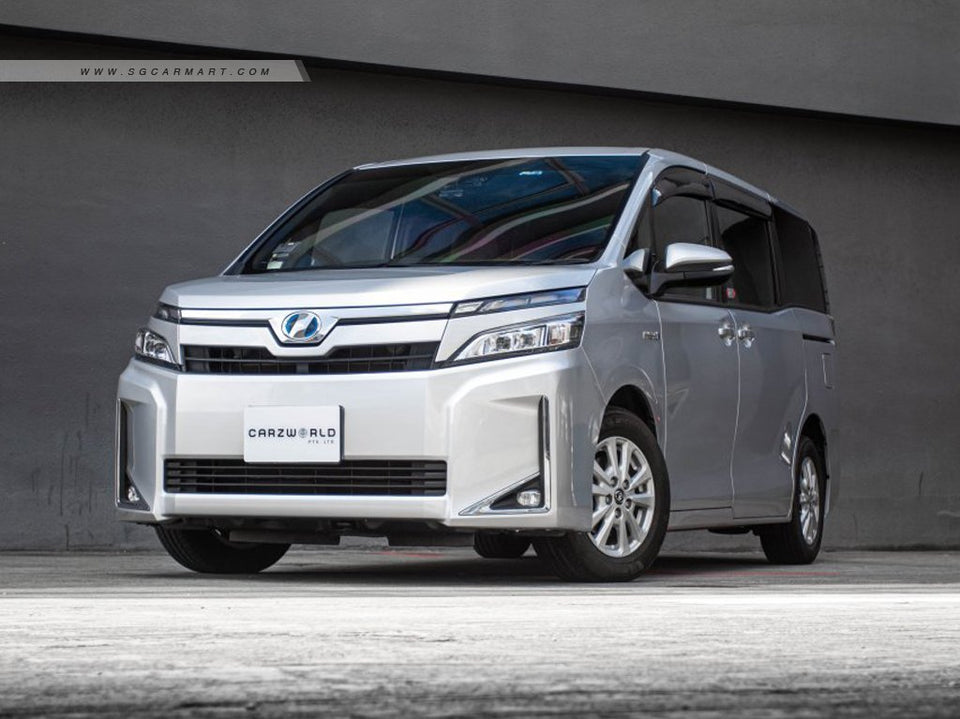 トヨタ　VOXY Toyota Voxy Hybrid 1.8A V - CarZ World | New & Used Cars, Rental