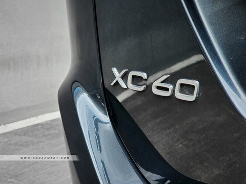 Volvo XC60 T5 R-Design Sunroof