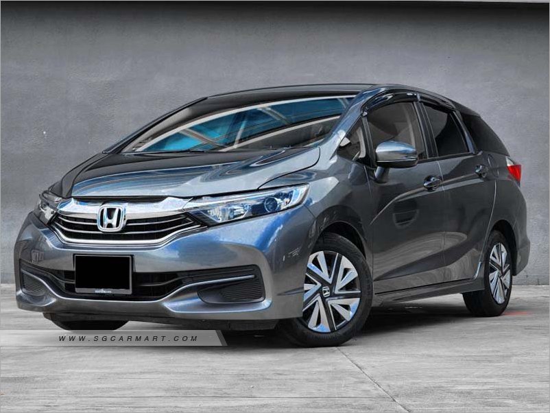 Honda Shuttle 1.5A G - CarZ World | New & Used Cars, Rental