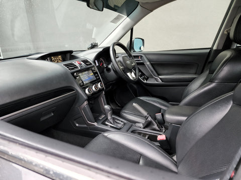 Subaru Forester 2.0i-L Sunroof