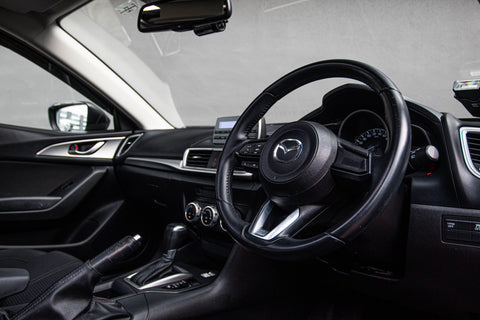 Mazda 3 1.5A Sunroof