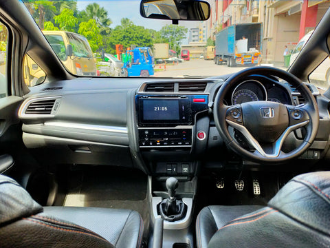 2016 USED HONDA JAZZ JHMGK5750GX202192 SLB982M
