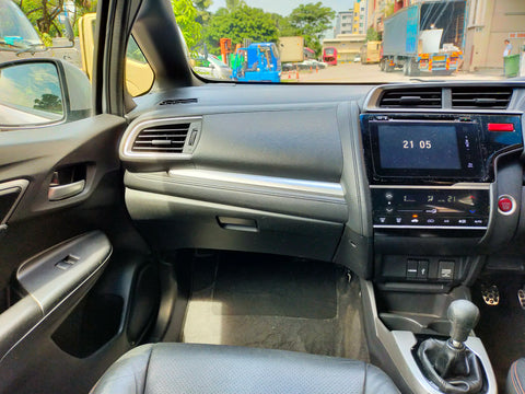 2016 USED HONDA JAZZ JHMGK5750GX202192 SLB982M