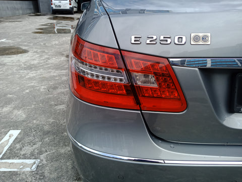 2011 USED MERCEDES BENZ E250 WDD2120472A511810 SBE9111D
