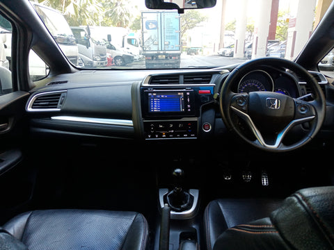 2016 USED HONDA JAZZ JHMGK5750GX202114 SLA6743C