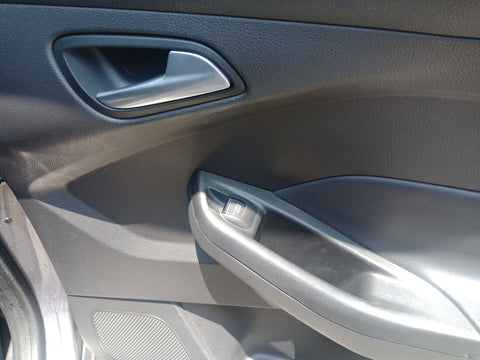 2012 USED FORD FOCUS WF0LXXGCBLCC01670 SKF7051U