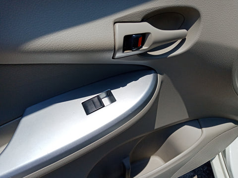 2012 USED TOYOTA COROLLA ALTIS ELEGANCE SMA389U