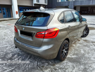 (LEASE) BMW 218i Active Tourer