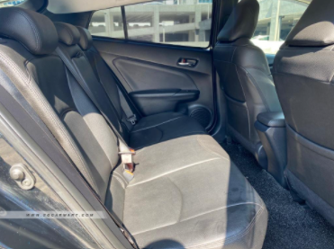 (LEASE) Toyota Prius Hybrid 1.8S