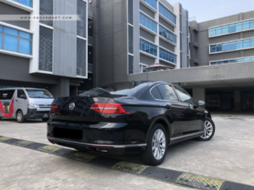 (RENT) Volkswagen Passat 1.8A TFSI