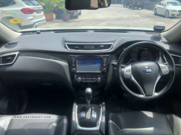 (LEASE) Nissan X-Trail 2.0A Sunroof